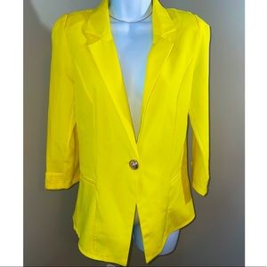 Yellow Lace Detailed Blazer